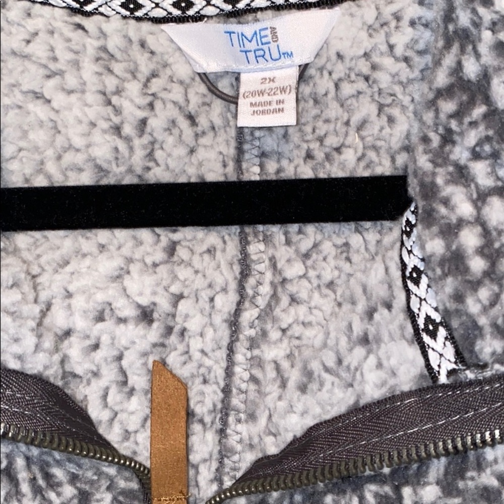 Sherpas - Picture 3 of 5